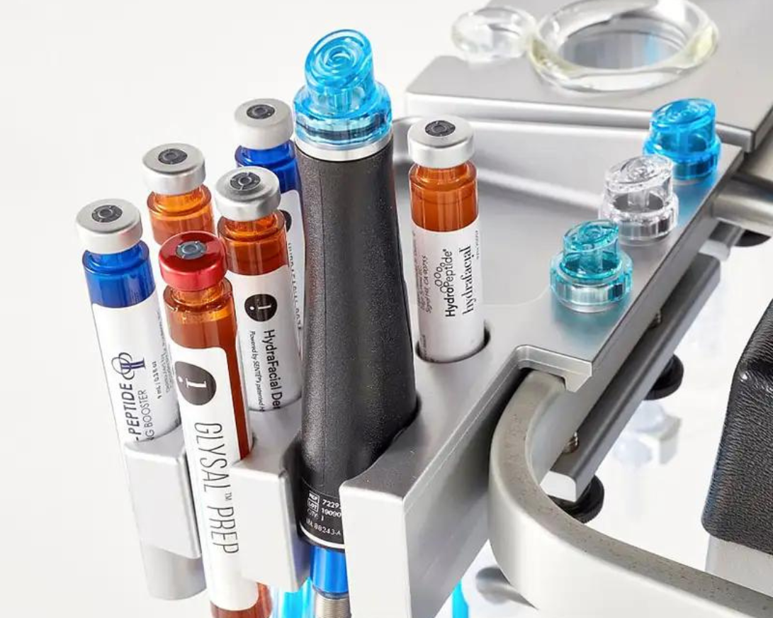 Hydrafacial boosters - Aesthetic Allure treatment